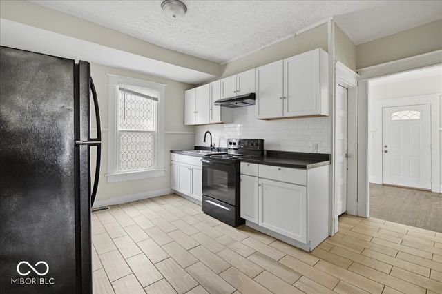842 N Oakland Avenue, Indianapolis, IN 46201