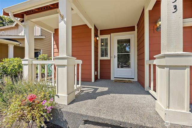 4453 Roxanna Loop SE, Lacey, WA 98503