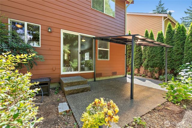 4453 Roxanna Loop SE, Lacey, WA 98503