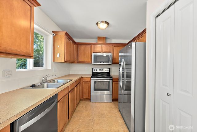 4453 Roxanna Loop SE, Lacey, WA 98503