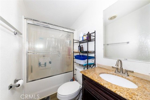 135 N Pepper Avenue 9, Rialto, CA 92376