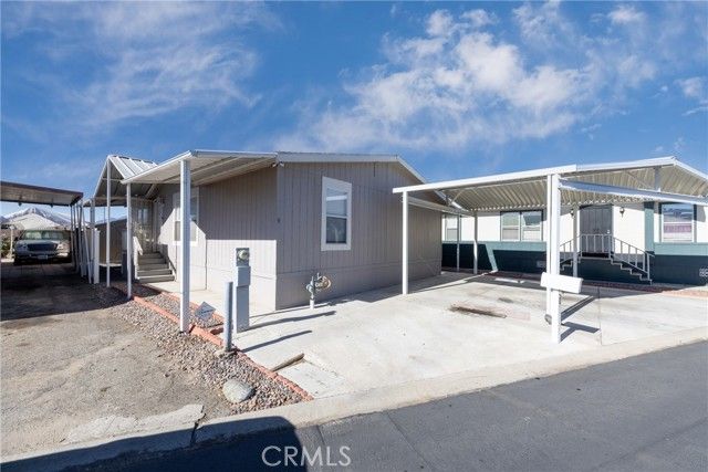 135 N Pepper Avenue 9, Rialto, CA 92376