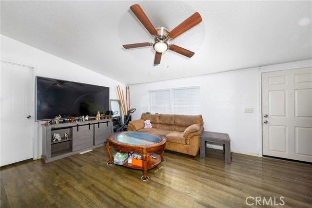 135 N Pepper Avenue 9, Rialto, CA 92376