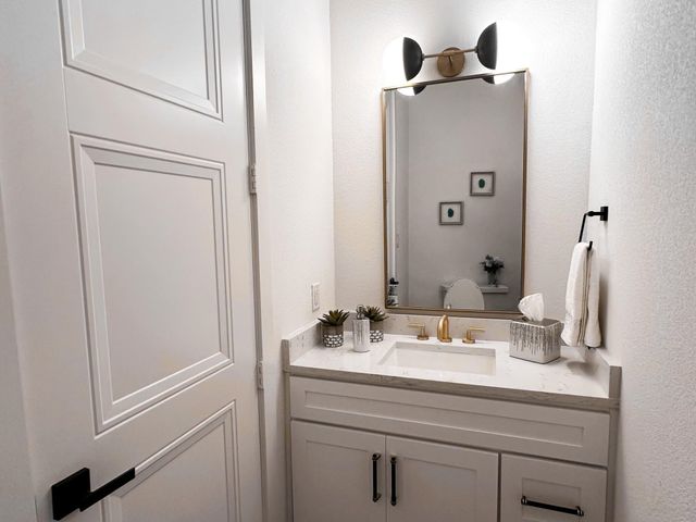 2633 Reagan Street 201, Dallas, TX 75219