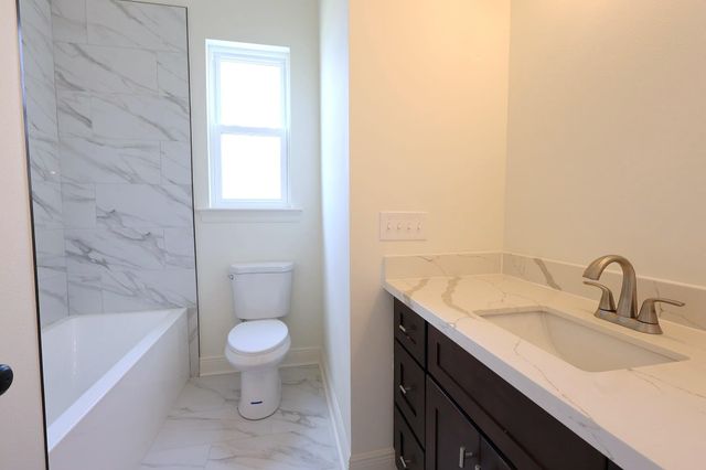 612 Jean Charles Boulevard, Gray, LA 70359