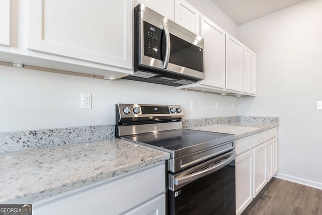 126 Monroe Court, Byron, GA 31008