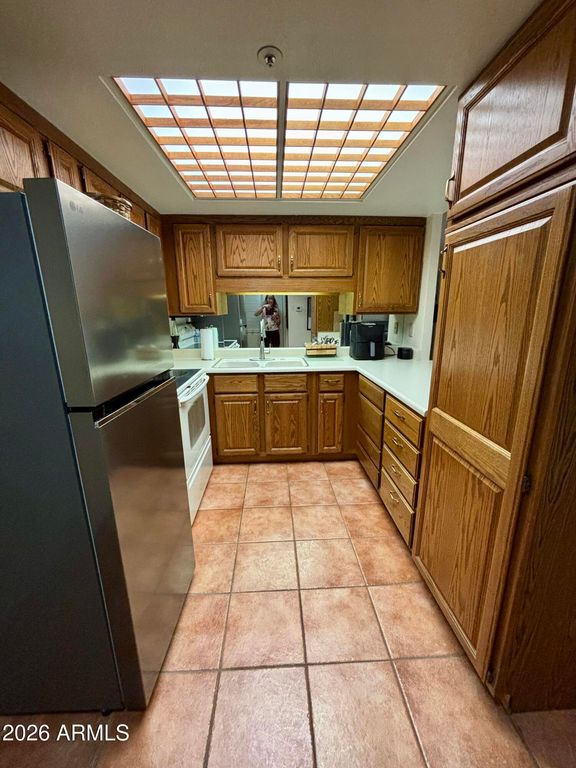 10330 W THUNDERBIRD Boulevard A131, Sun City, AZ 85351 — photo 5