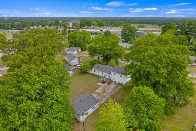 7416 Gravely Court, Spartanburg, SC 29303