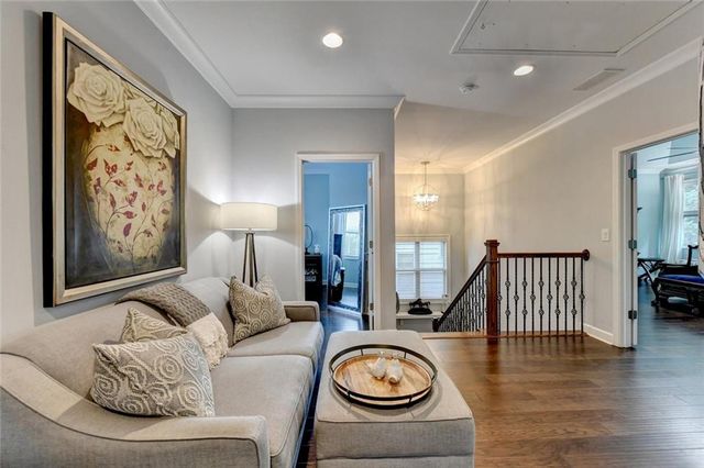 7220 Winthrop Road, Alpharetta, GA 30005