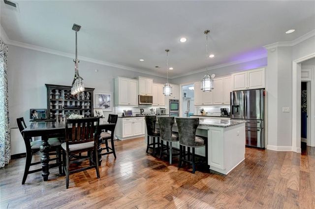 7220 Winthrop Road, Alpharetta, GA 30005