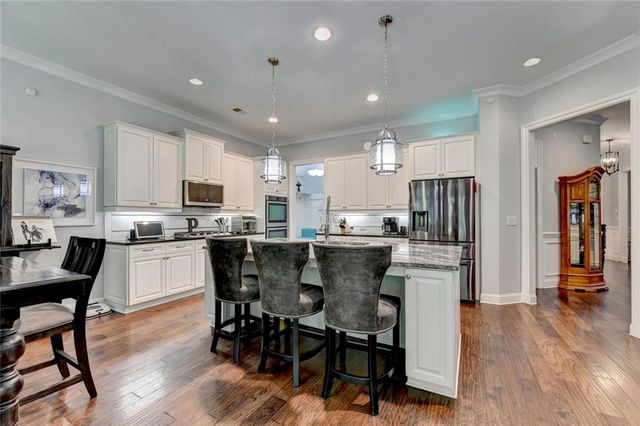 7220 Winthrop Road, Alpharetta, GA 30005