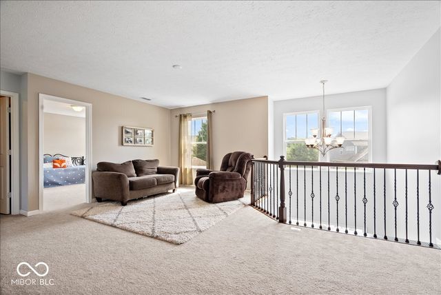220 Dovetree Drive, Avon, IN 46122