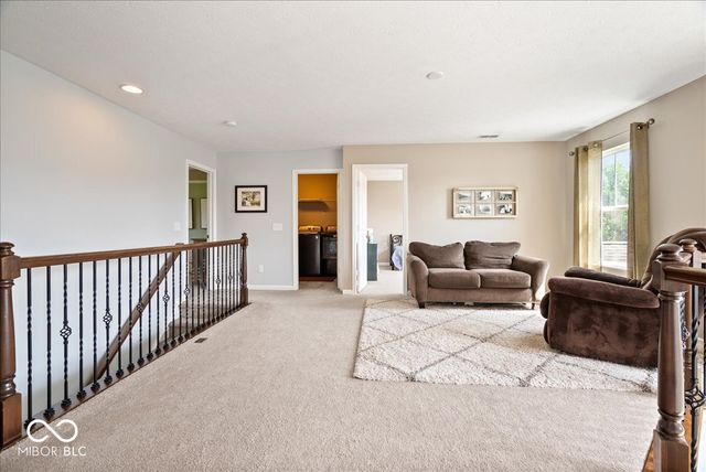 220 Dovetree Drive, Avon, IN 46122