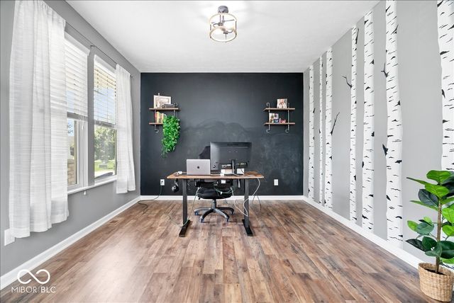 220 Dovetree Drive, Avon, IN 46122
