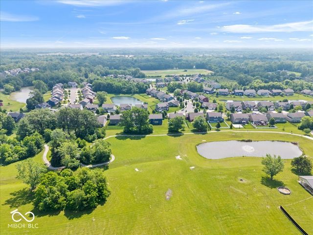 220 Dovetree Drive, Avon, IN 46122