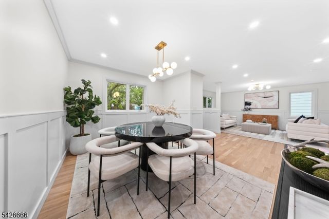 75 Katherine Ave, Clifton City, NJ 07012