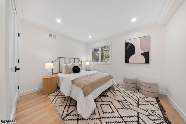 75 Katherine Ave, Clifton City, NJ 07012