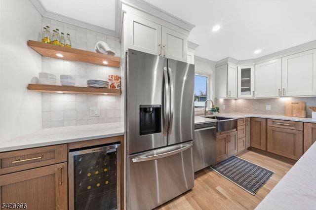 75 Katherine Ave, Clifton City, NJ 07012