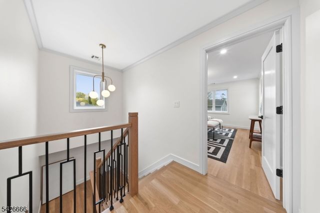 75 Katherine Ave, Clifton City, NJ 07012