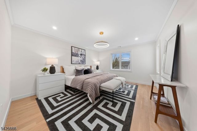 75 Katherine Ave, Clifton City, NJ 07012