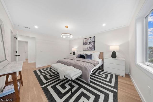 75 Katherine Ave, Clifton City, NJ 07012