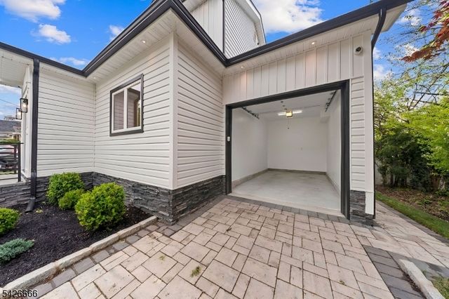 75 Katherine Ave, Clifton City, NJ 07012