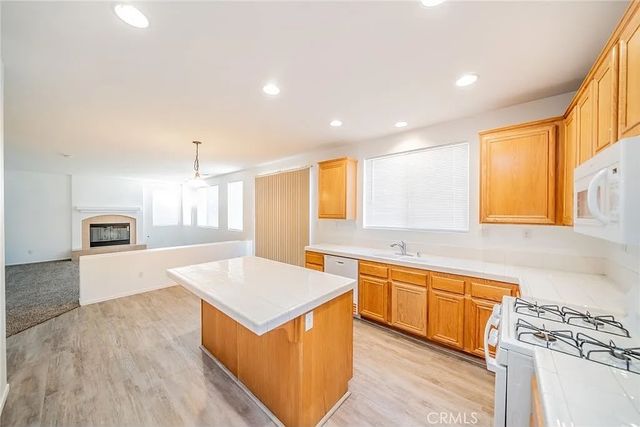 11958 Russell Court, Victorville, CA 92392