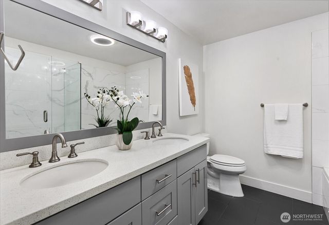 23004 NE 64th Street, Redmond, WA 98053