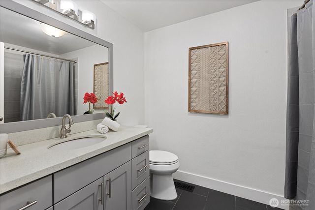 23004 NE 64th Street, Redmond, WA 98053