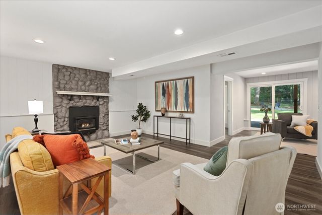 23004 NE 64th Street, Redmond, WA 98053