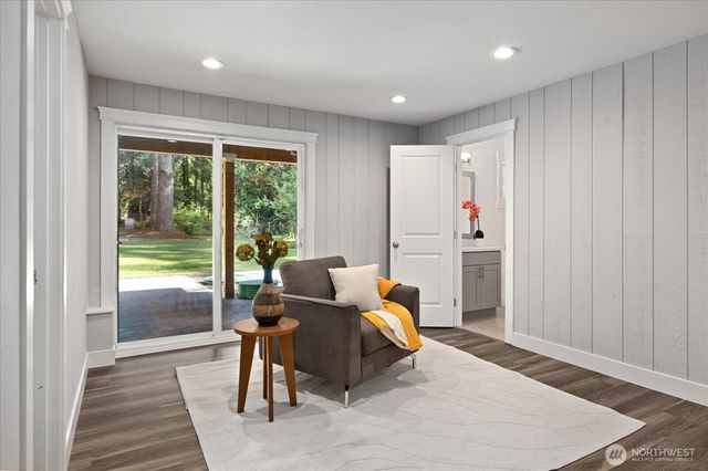23004 NE 64th Street, Redmond, WA 98053