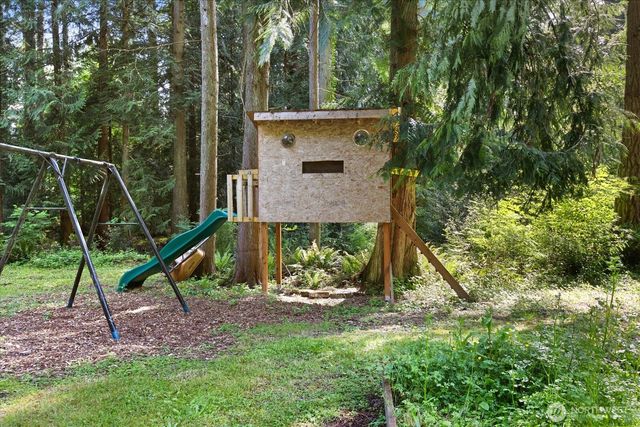 23004 NE 64th Street, Redmond, WA 98053