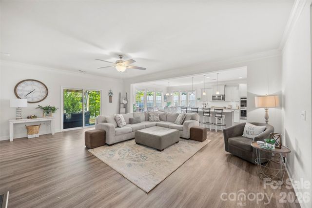 2128 Lapalma Trace, Lake Wylie, SC 29710