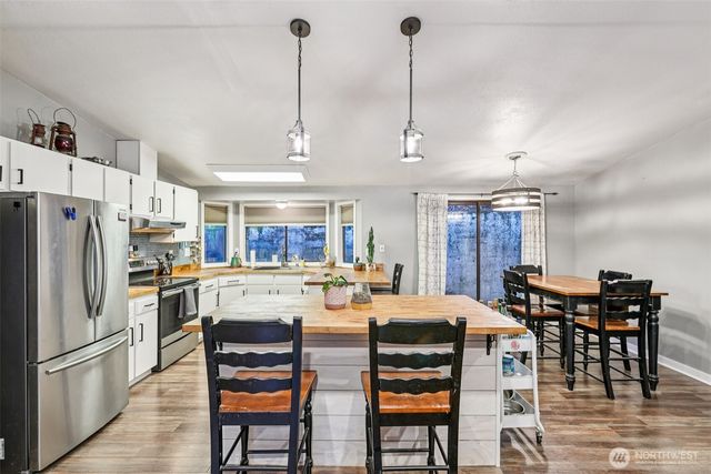 29 Maple Court, Bellingham, WA 98229