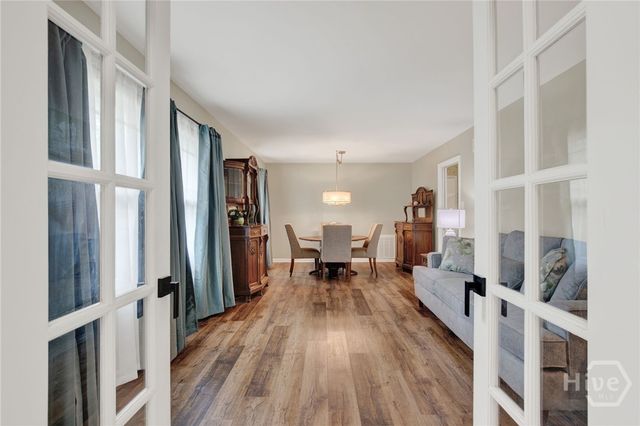 1908 Colonial Drive, Savannah, GA 31406