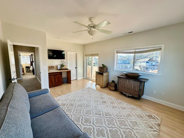 5 Paseo Delago, Copperopolis, CA 95228