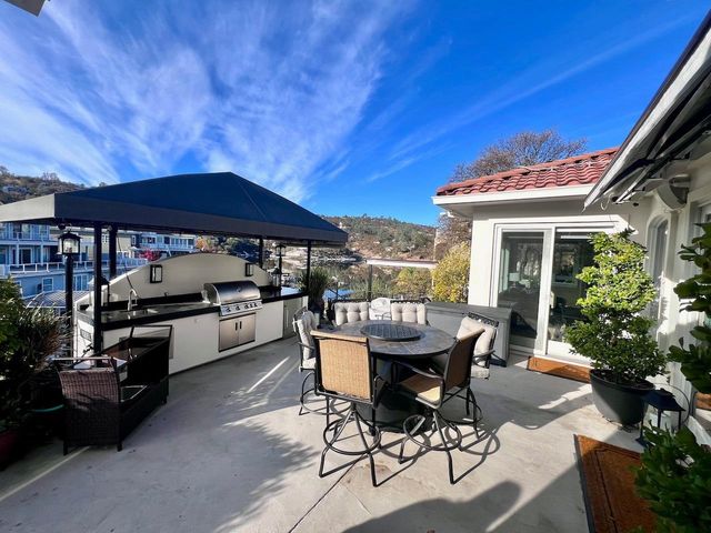 5 Paseo Delago, Copperopolis, CA 95228