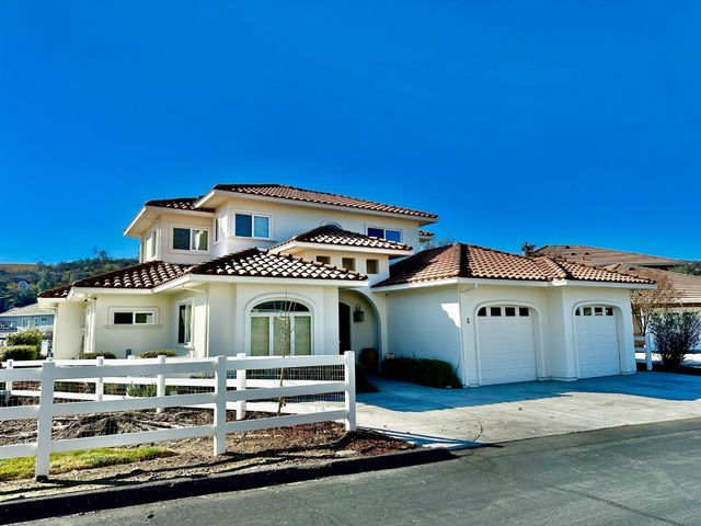 5 Paseo Delago, Copperopolis, CA 95228