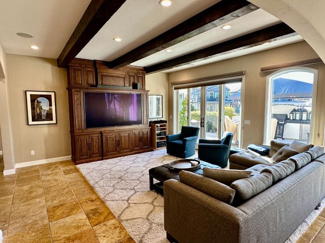 5 Paseo Delago, Copperopolis, CA 95228