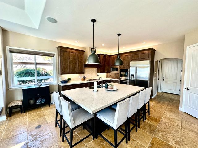 5 Paseo Delago, Copperopolis, CA 95228