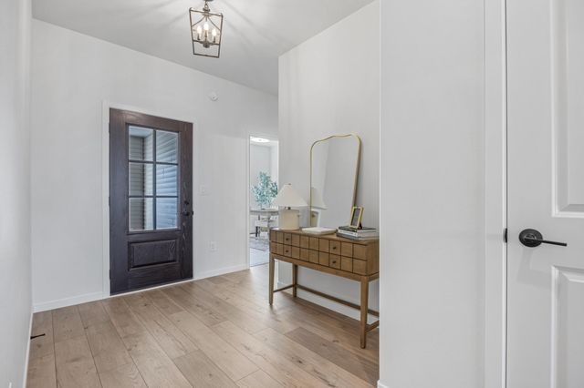 3636 Decorah Way S, Fargo, ND 58104