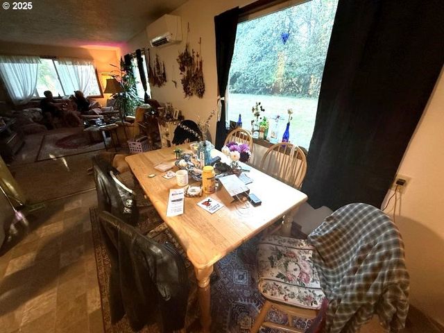 33719 HIGHWAY 101 BUS, Warrenton, OR 97146