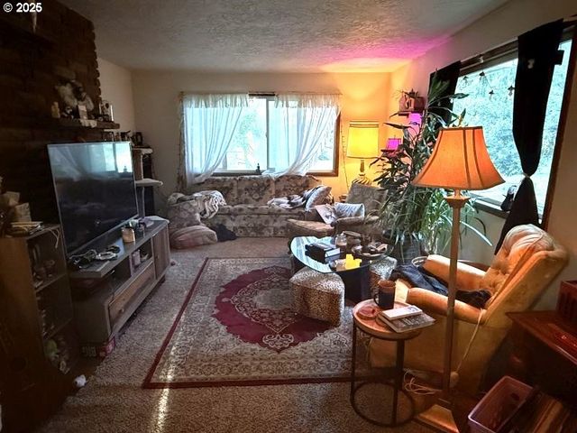 33719 HIGHWAY 101 BUS, Warrenton, OR 97146