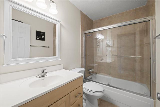 210 Pelham Road 204B, Fort Walton Beach, FL 32547