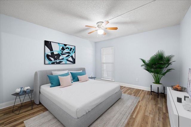 210 Pelham Road 204B, Fort Walton Beach, FL 32547