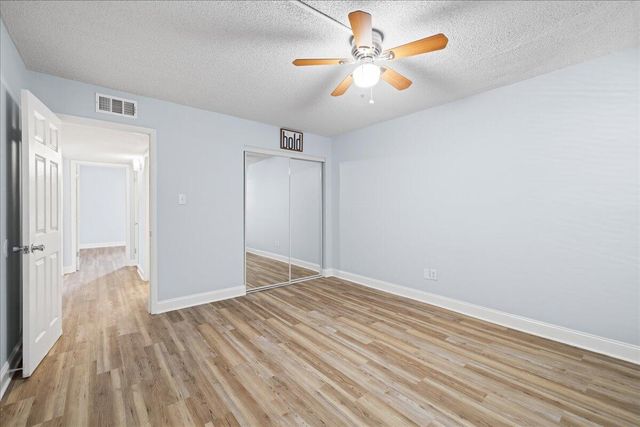 210 Pelham Road 204B, Fort Walton Beach, FL 32547