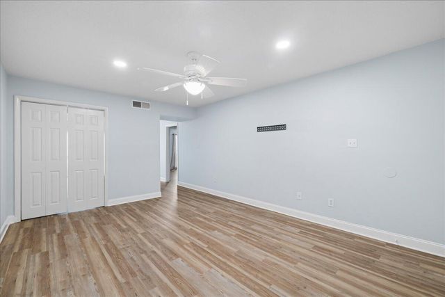 210 Pelham Road 204B, Fort Walton Beach, FL 32547