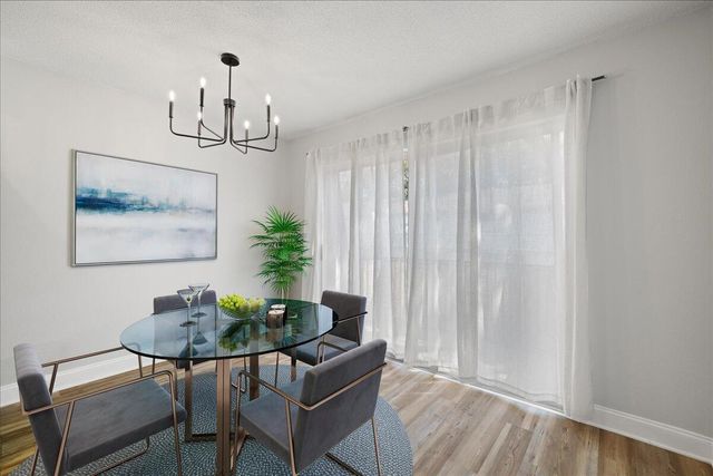 210 Pelham Road 204B, Fort Walton Beach, FL 32547