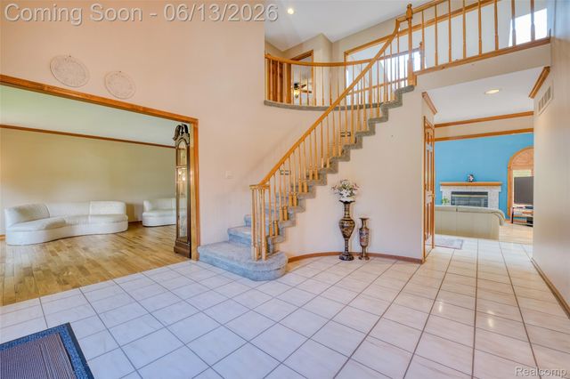 29342 Strathmore Drive, Farmington Hills, MI 48331