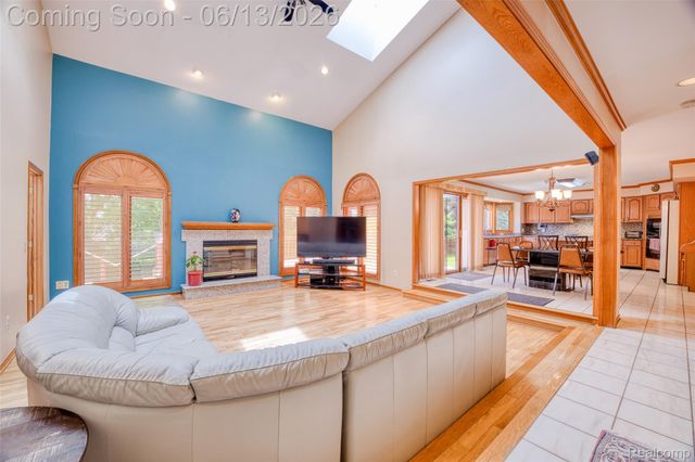 29342 Strathmore Drive, Farmington Hills, MI 48331